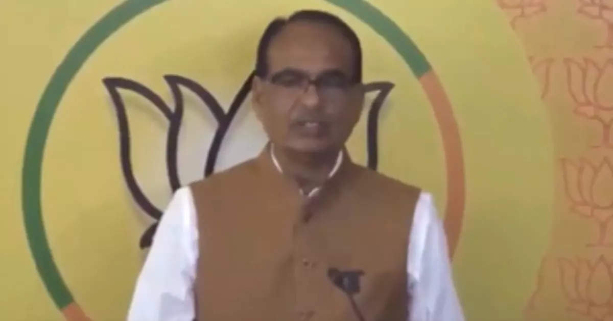 ‘The list of those who have resigned from Congress is long’, Shivraj Singh Chauhan, who brought the list, counted the names.