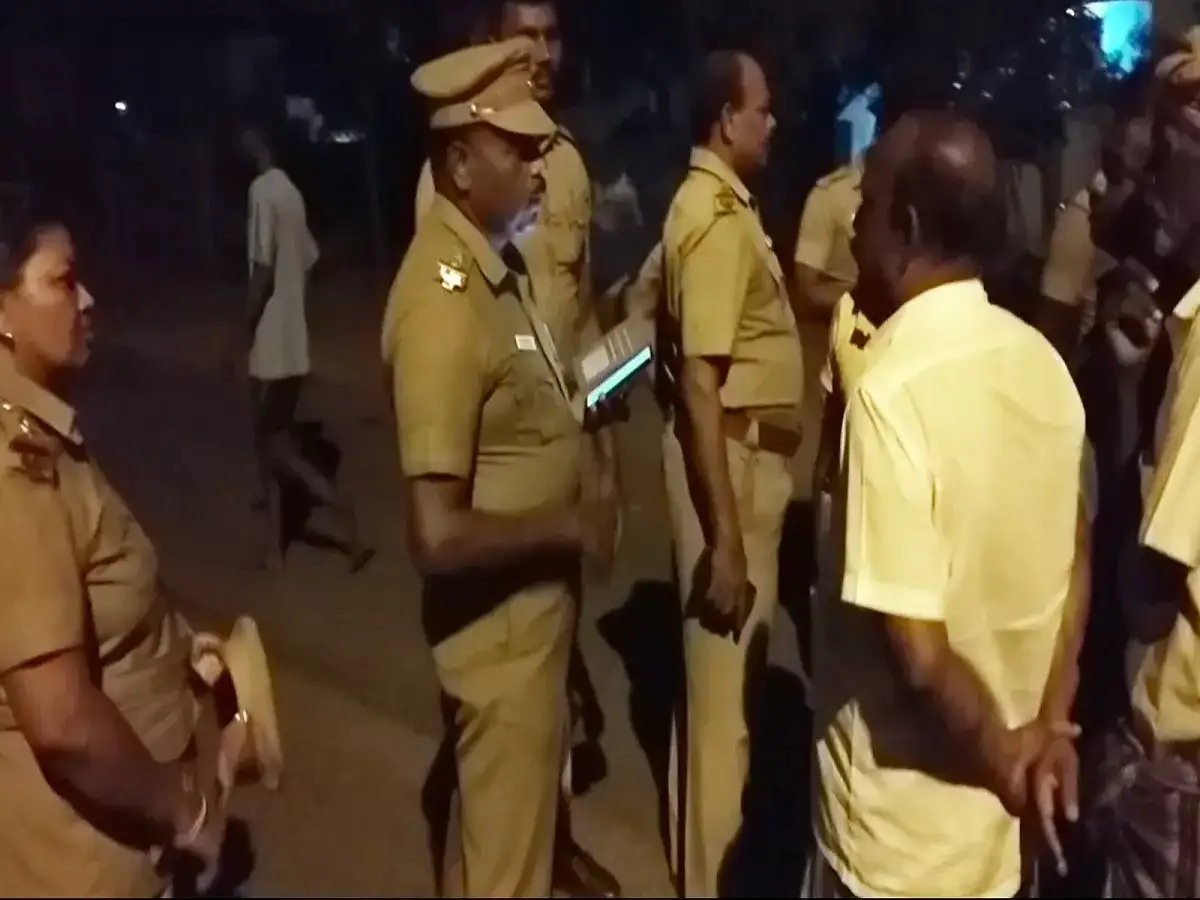 நெல்லையில் பயங்கரம்: பள்ளி மாணவனுக்கும், தங்கைக்கும் அரிவாள் வெட்டு.. அதிர்ச்சியில் தாத்தா மரணம்! 