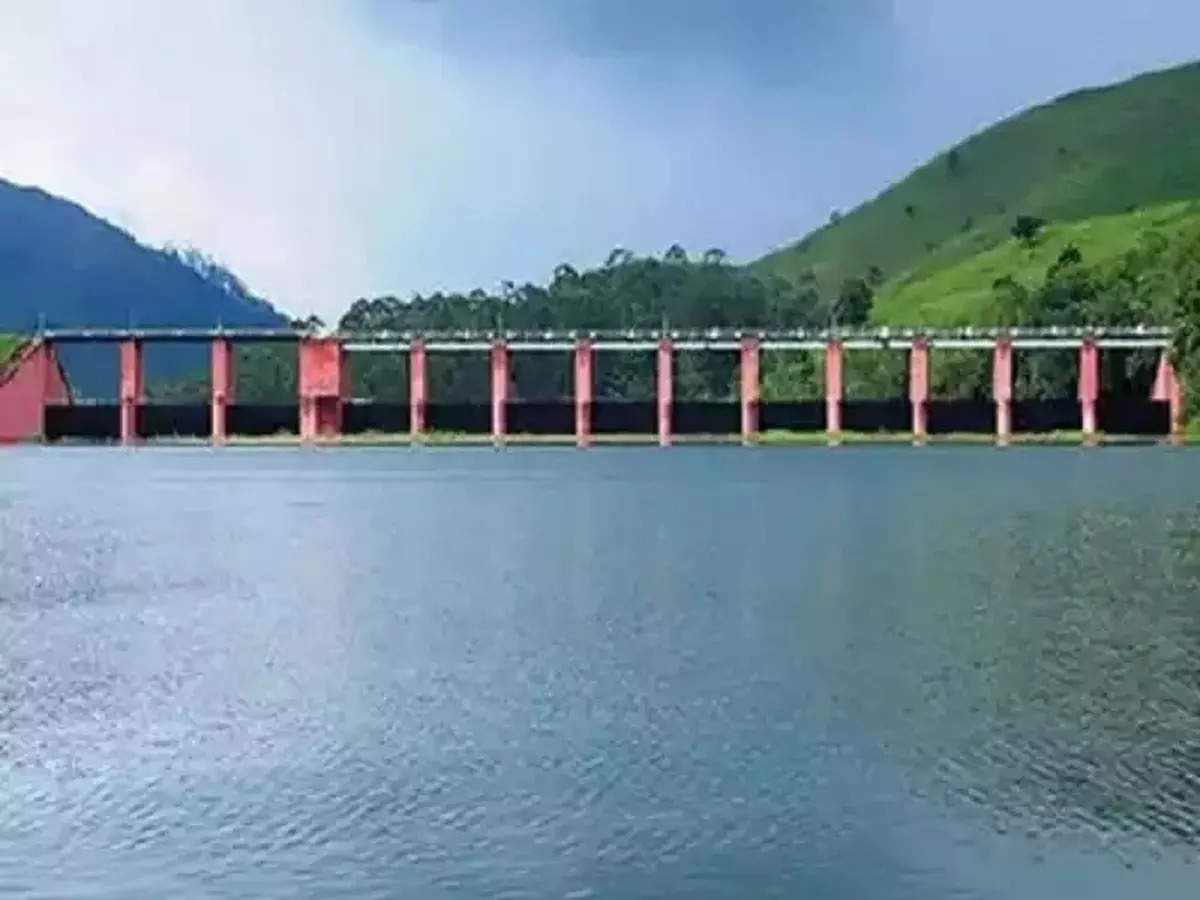 Mullaperiyar Dam Water Flow Increased,தொடர் கனமழை: முல்லைப் பெரியாறு  அணையில் நீர்வரத்து அதிகரிப்பு! - mullaperiyar dam water flow increased more  than five thousand cubic feet due to heavy rain ...