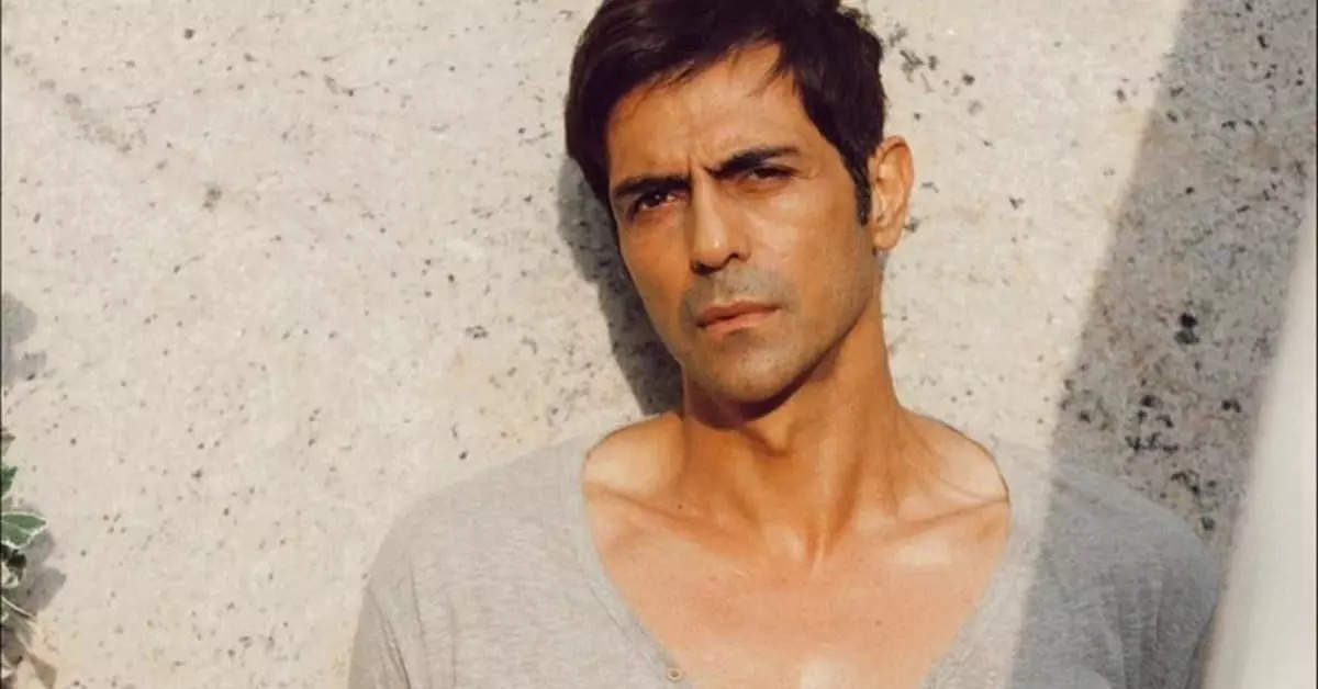 Arjun Rampal's Social Media Account Hacked: Actor Urges Fans to Stay Cautious