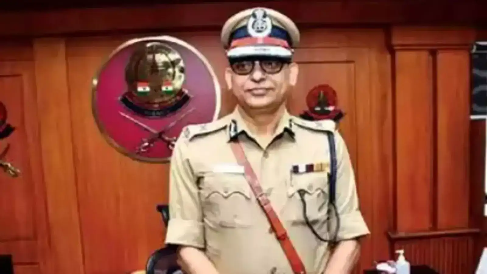 அனைத்து நீதிமன்றங்களிலும் ஆயுதம் ஏந்திய போலீஸ் பாதுகாப்பு- தமிழக டிஜிபி சங்கர் ஜிவால் உத்தரவு! 