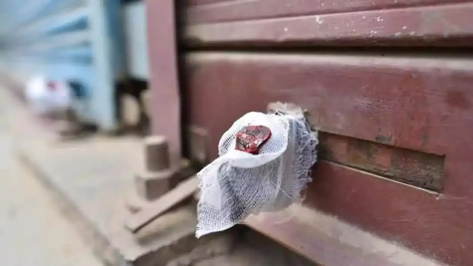 சென்னை தி.நகரில் பரபரப்பு! 43 கடைகளுக்கு சீல் வைத்த மாநகராட்சி அதிகாரிகள்! காரணம் இதுதான்! 