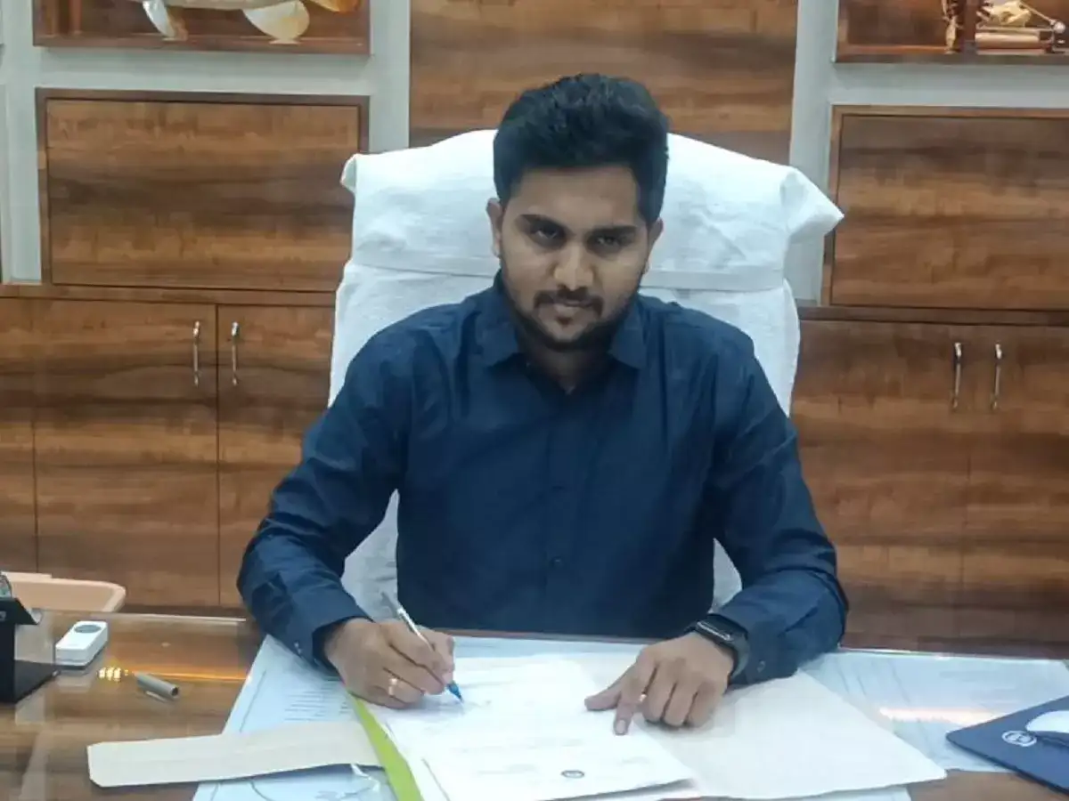 தூத்துக்குடி மாநகராட்சி புதிய ஆணையராக மதுபாலன் பொறுப்பேற்பு! 