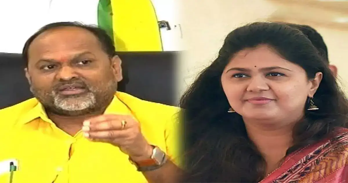 पश्चिम महाराष्ट्रामध्ये भाजपला कोणी ओळखत नाही, मी पंकजा मुंडेंना CM करेन : जानकर पश्चिम महाराष्ट्रामध्ये भाजपला कोणी ओळखत नाही, मी पंकजा मुंडेंना CM करेन : जानकर