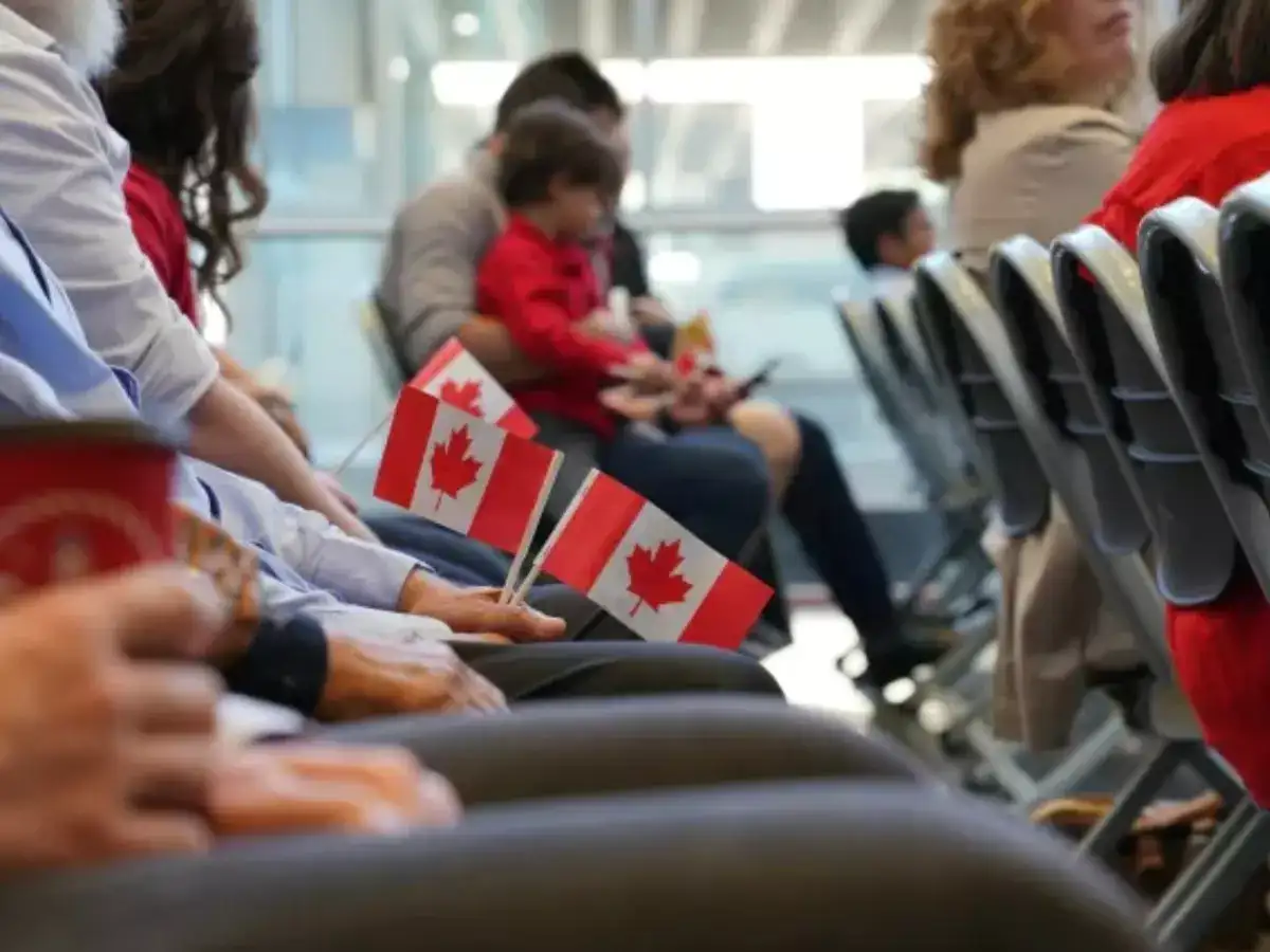 கனடாவில் செல்ல விசா ரெடி... இந்திய மாணவர்களுக்கு ஜாக்பாட் அறிவிப்பு... 12 நாட்கள் போதுமாம்! 