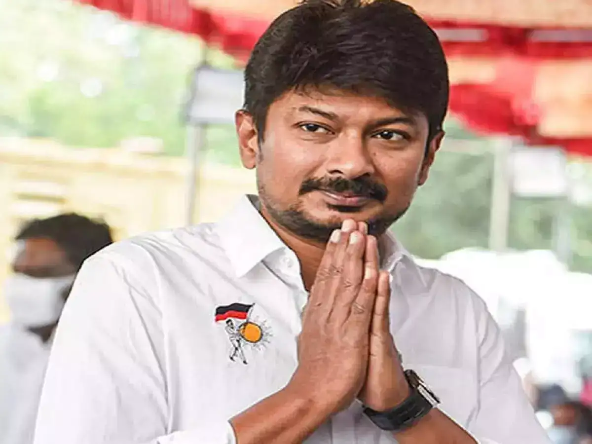 உதயநிதி ஸ்டாலினிடம் நீட் ரகசியம் சொன்ன பள்ளி ஆசிரியர்... இப்படி செஞ்சு பாருங்க... மார்க் சூப்பரா வருமாம்! 