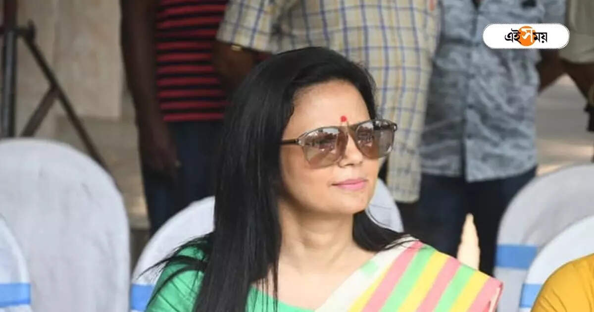 পুজো উদ্বোধনে অস্বস্তিকর প্রশ্ন, গাড়িতে উঠে দরজা দিলেন মহুয়া