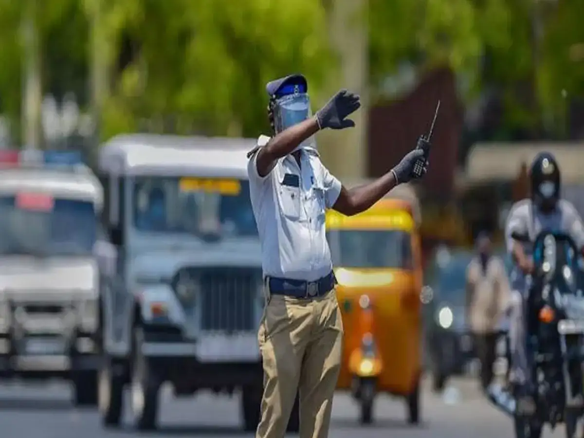 சென்னை மக்களே கவனம்! இன்று இரவு முதல் இங்கெல்லாம் போக்குவரத்து மாற்றம்..! 