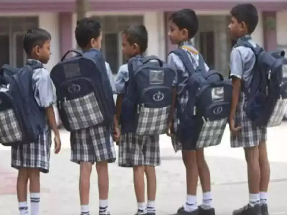 நவம்பர் 10ஆம் தேதி வரை பள்ளிகள் மூடல்... அப்டியே தீபாவளி வந்துடும்... டெல்லி அரசு எடுத்த நடவடிக்கை! 