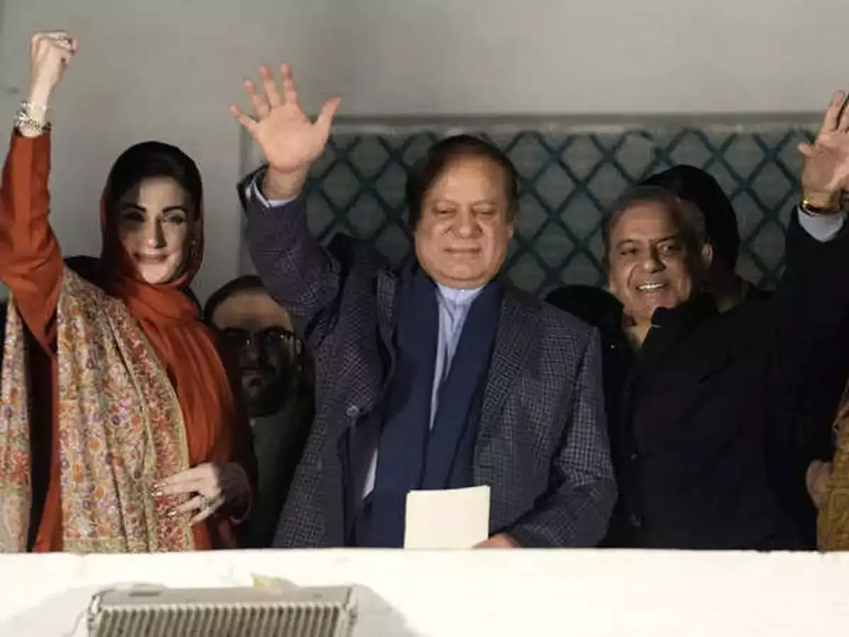 நவாஸ் ஷெரீப் அடிச்ச பல்டி... பாகிஸ்தான் பிரதமர் நாற்காலி போட்டியில் புது ட்விஸ்ட்... லிஸ்டில் இல்லாத தம்பியின் பெயர்! 