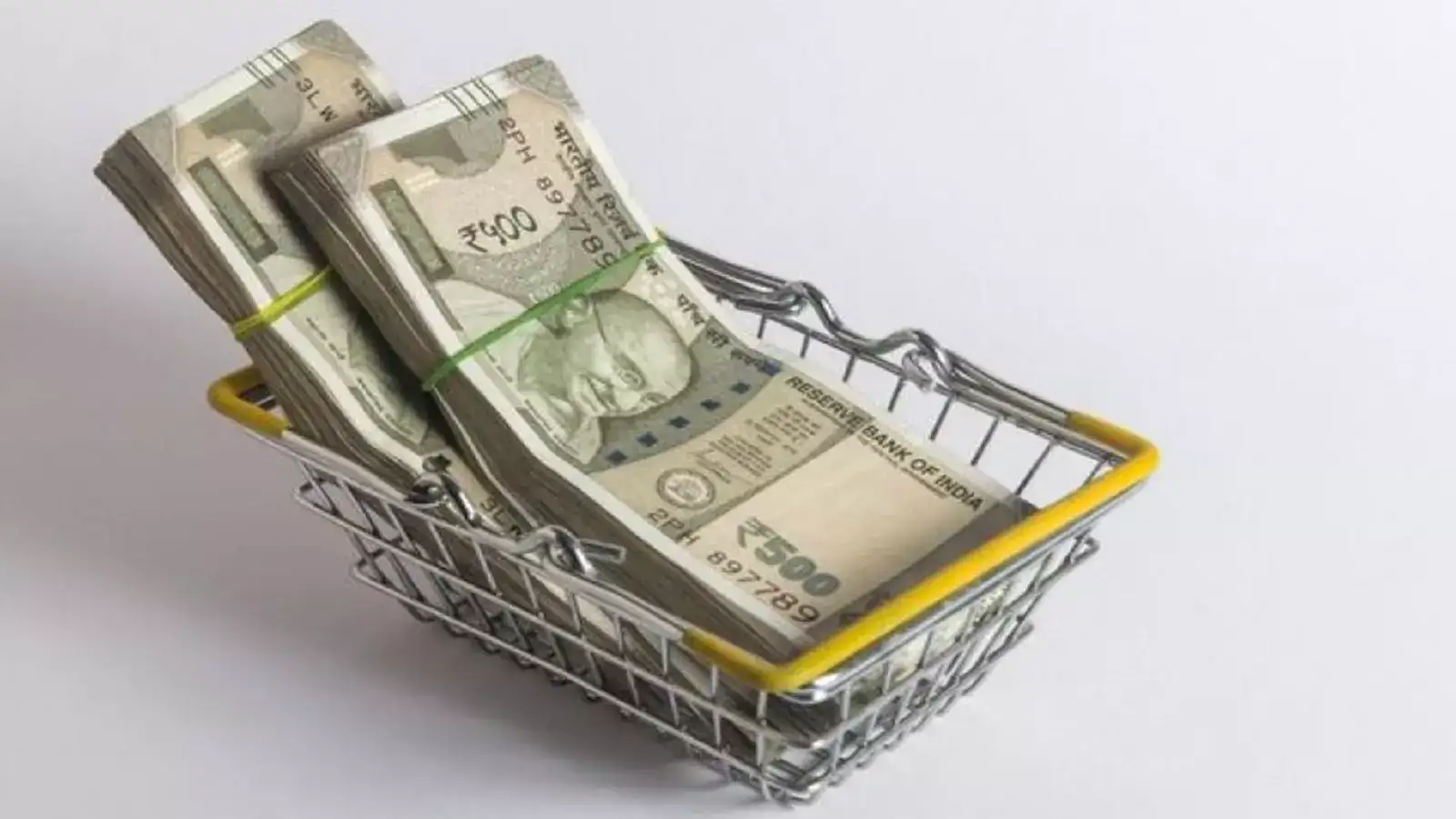 பேங்க்ல கடன் வாங்கப் போறீங்களா? இது தெரியாம வாங்காதீங்க! 