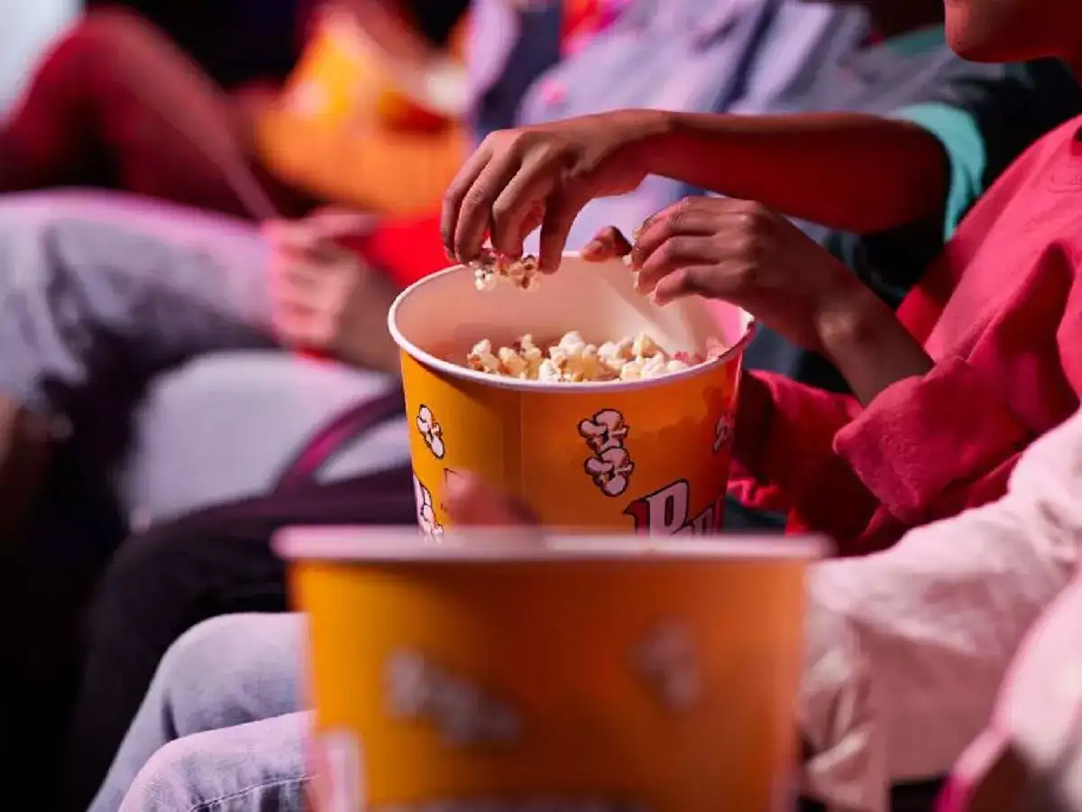 சினிமா பார்க்க போறீங்களா? இனி கம்மி விலையில் எல்லாம் கிடைக்கும்! 