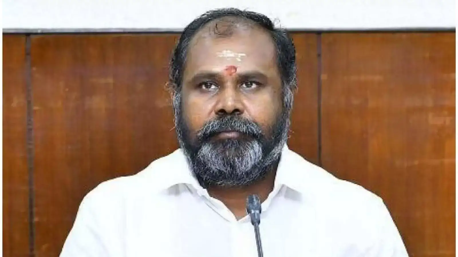 தீவிரமடையும் வடகிழக்கு பருவமழை: மருத்துவ முகாம்கள் நடத்த ஆர்.பி.உதயகுமார் வேண்டுகோள்! 