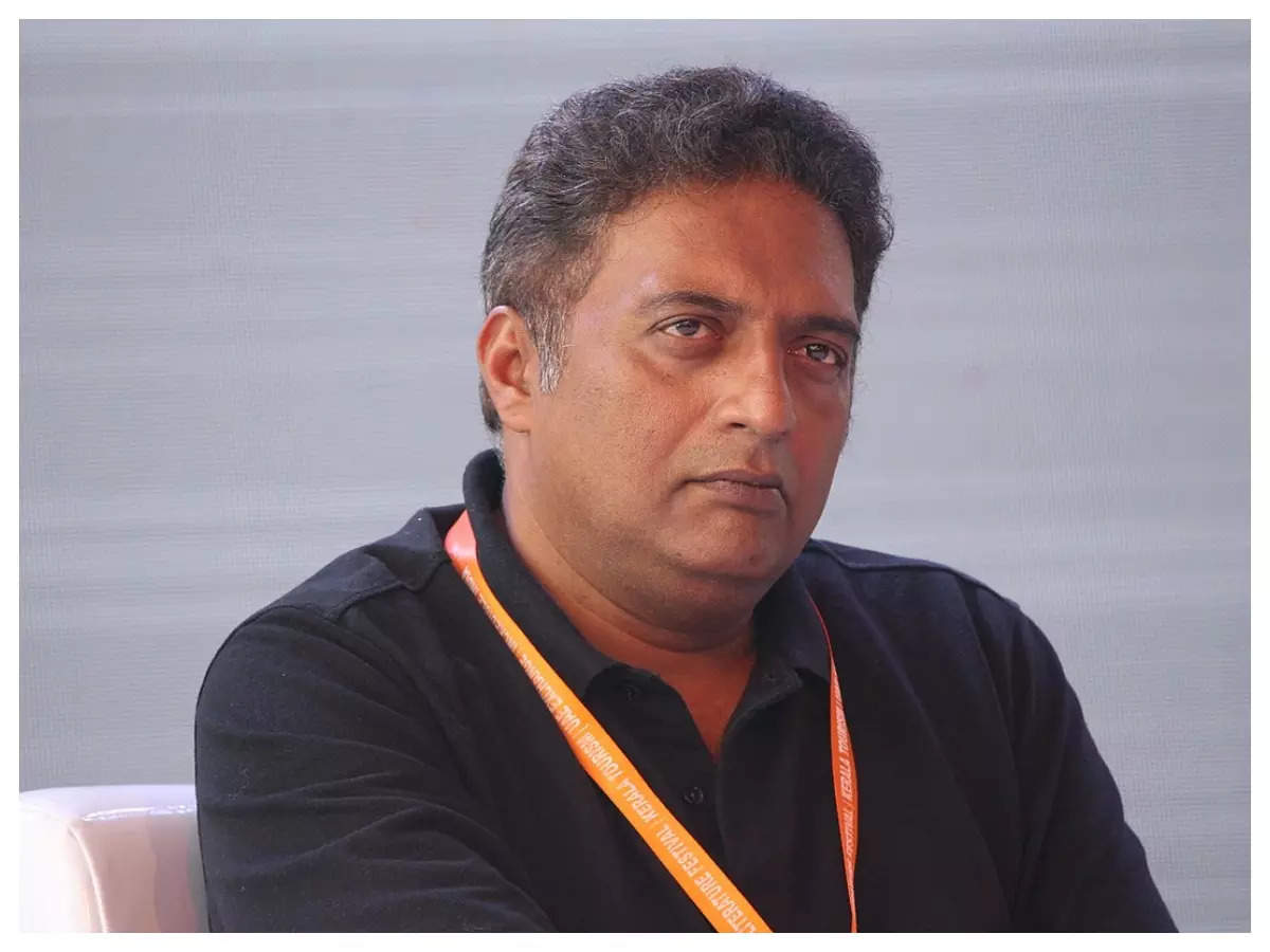 Chandrayaan 3 ಬಗ್ಗೆ Prakash Raj ಅಪಹಾಸ್ಯ: ‘ಇದು ನಾಚಿಕೆಗೇಡಿನ ಸಂಗತಿ’ ಎಂದು ನೆಟ್ಟಿಗರು ಸಿಡಿಮಿಡಿ!