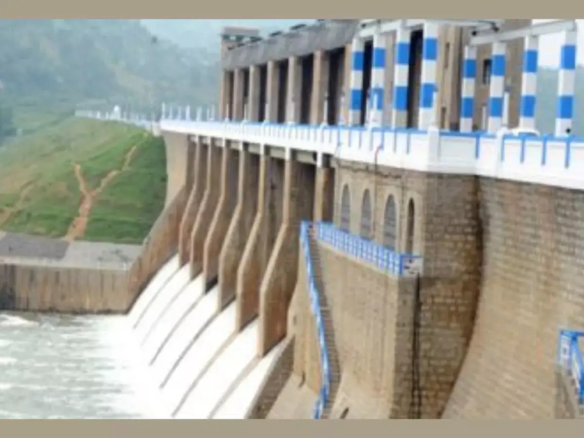 சரசரவென நிரம்பும் கேஆர்பி அணை... 5 மாவட்டங்களுக்கு வெள்ள அபாய எச்சரிக்கை! 