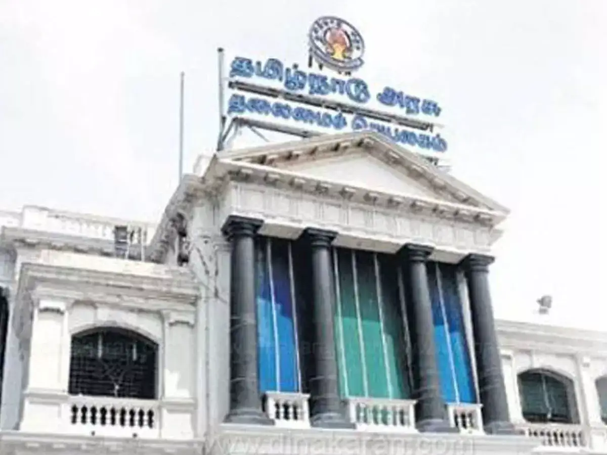 தீபாவளிக்கு முன்னர் இது நடக்கலைனா, போராட்டம்: தமிழக அரசுக்கு கெடு விதித்த போக்குவரத்து ஓய்வூதியதாரர்கள்! 