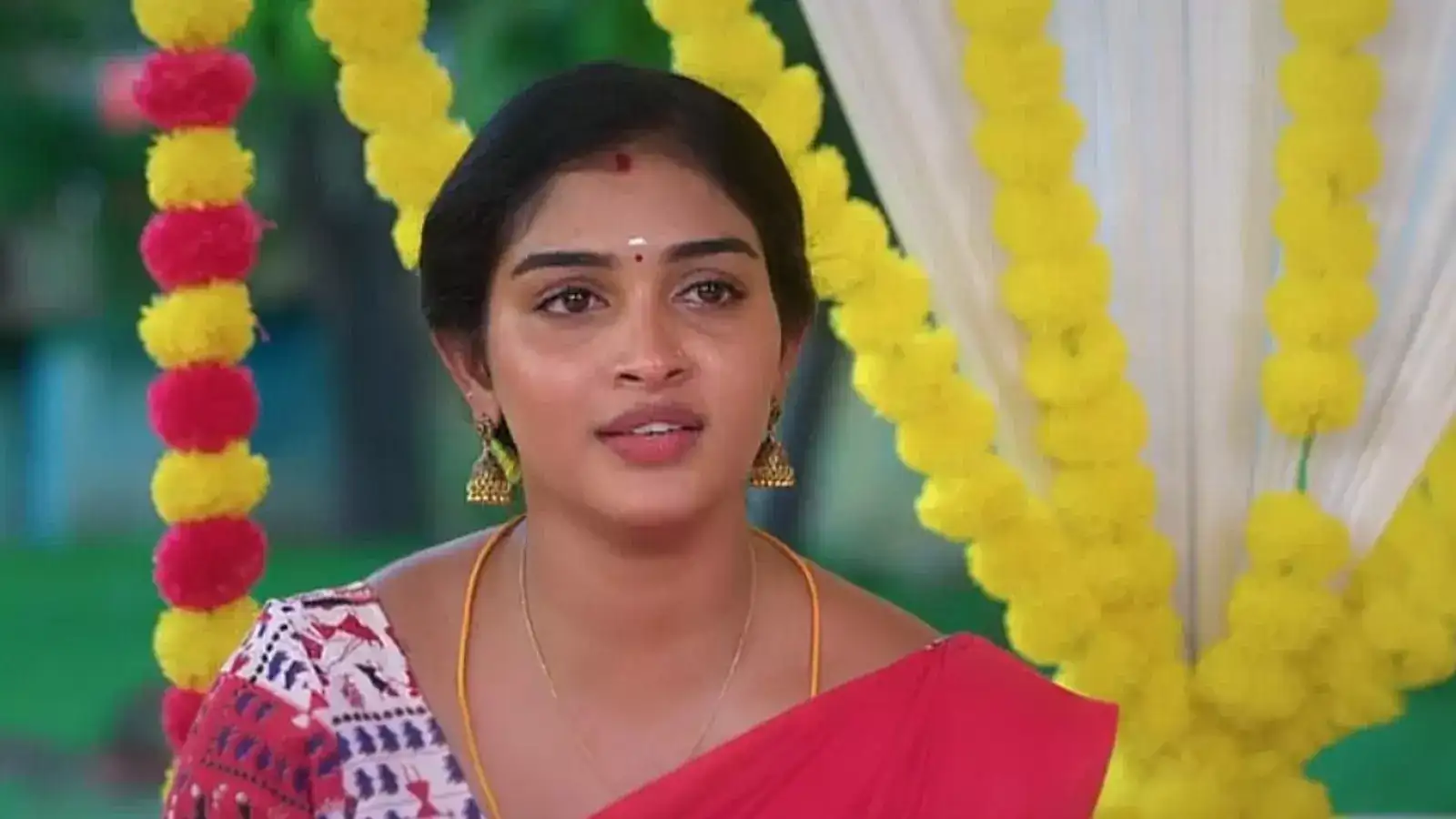 Karthigai Deepam: போட்டோகிராபரை சுற்றி வளைத்த அருண், ஆனந்த்.. ஷாக்கான ரம்யா- கார்த்திகை தீபம் இன்றைய எபிசோட் அப்டேட் 