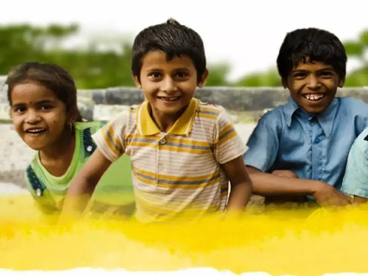 உங்கள் குழந்தைக்கு இந்த பாலிசி எடுத்தாச்சா? உடனே போஸ்ட் ஆபீஸ் போங்க! 