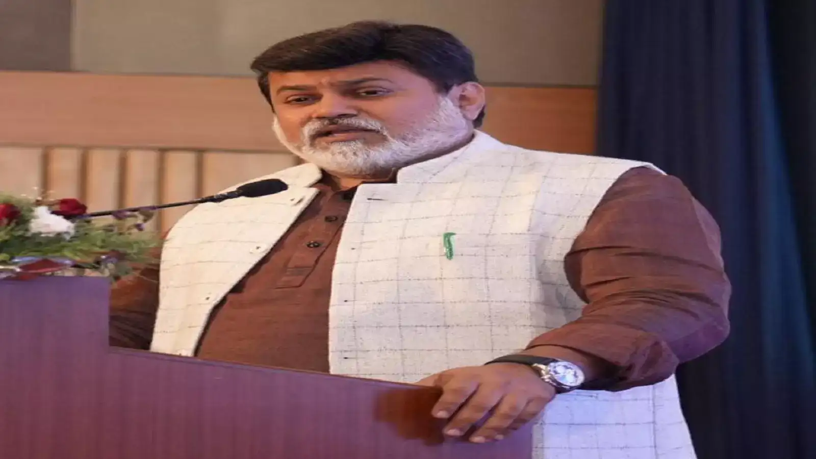 Uday Samant: प्रत्येक जिल्ह्यात बचत गटाचे मॉल, राज्याचे उद्योगमंत्री उदय सामंत यांची घोषणा Uday Samant: प्रत्येक जिल्ह्यात बचत गटाचे मॉल, राज्याचे उद्योगमंत्री उदय सामंत यांची घोषणा