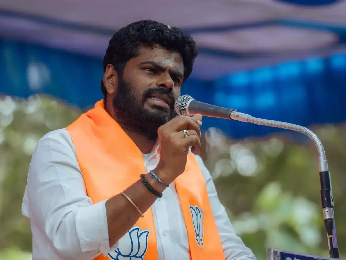 பள்ளி வாசலில் ஒலித்த பாங்கு... அண்ணாமலை செய்த காரியத்த பாத்தீங்களா... கொண்டாடும் நெட்டிசன்ஸ்! 