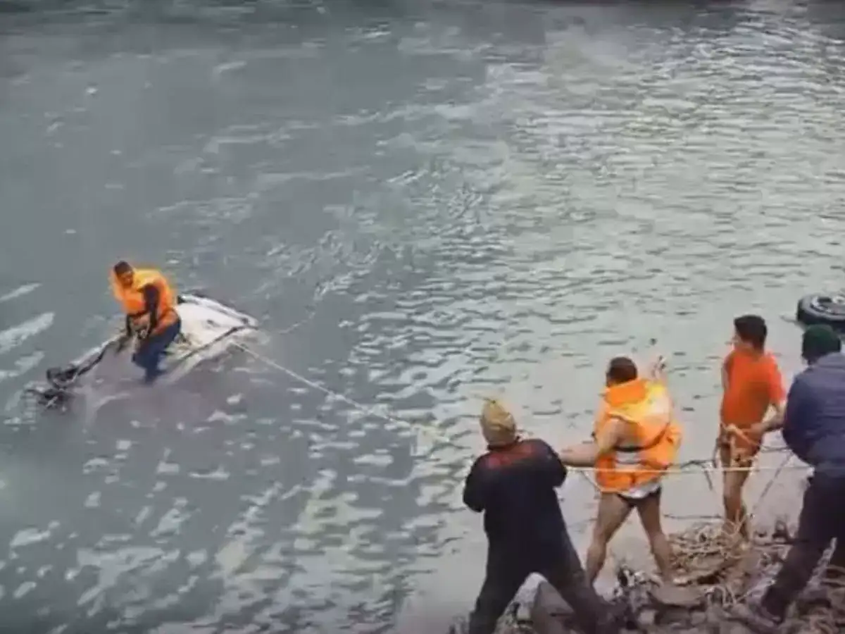 சட்லஜ் நதிக்குள் மாயமான வெற்றி துரைசாமி: புதிய முயற்சியில் மீட்புப் பணி தீவிரம்! 