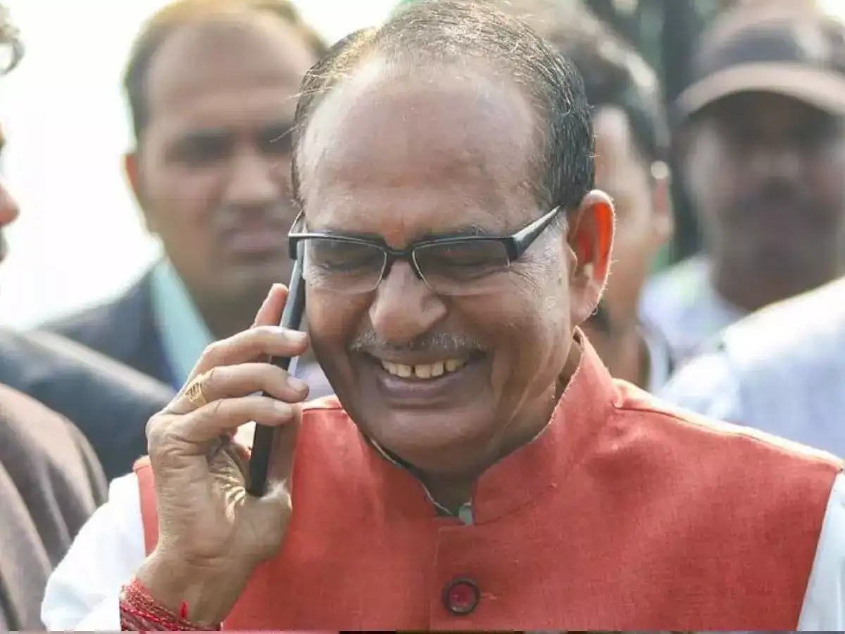 மத்திய பிரதேச தேர்தல் முடிவுகள் : ஆரம்பம் முதல் அடித்து ஆடும் பாஜக.. 2வது முறையாக ஆட்சி அமைக்கிறது! 