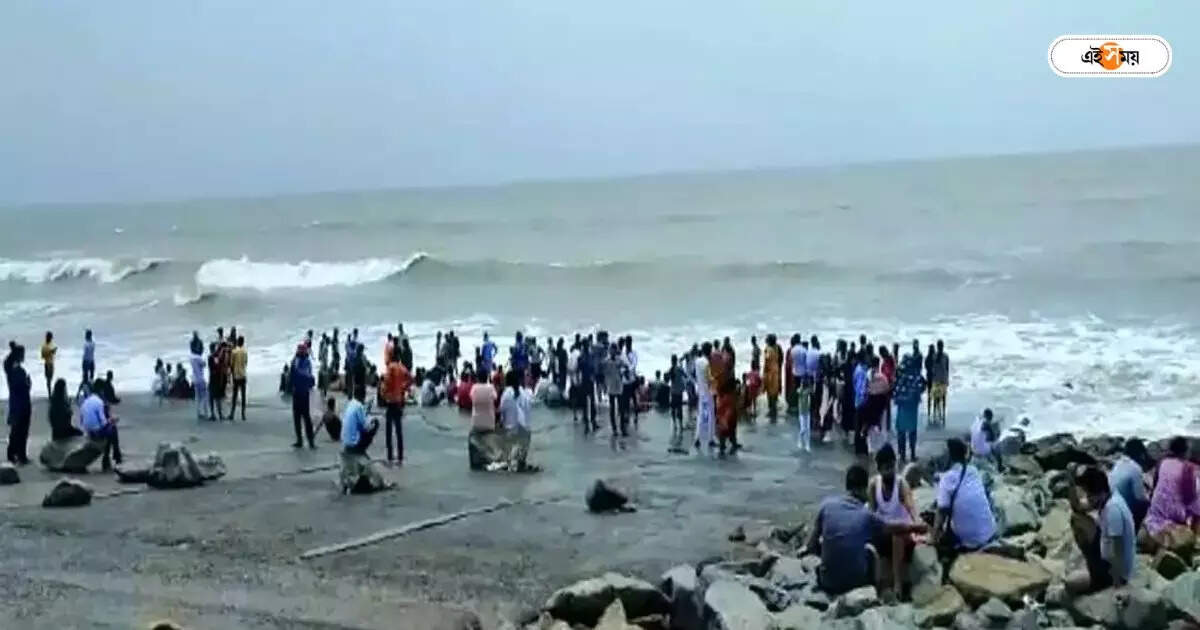 Digha Tour : দিঘার সমুদ্রের এ কী অবস্থা! স্নান করতে গিয়ে ‘গা ঘিনঘিন’, হতাশ পর্যটকরা – diigha sea water colour suddenly change due to rainfall today