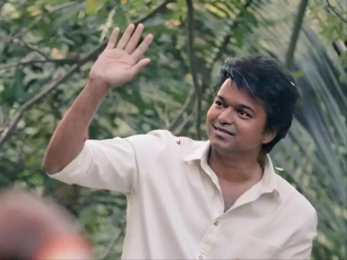 Thalapathy 69 Director: தெலுங்கு இயக்குனருடன் கைகோர்க்கும் தளபதி விஜய் ? இவர் நம்ப லிஸ்ட்லயே இல்லையே..! 