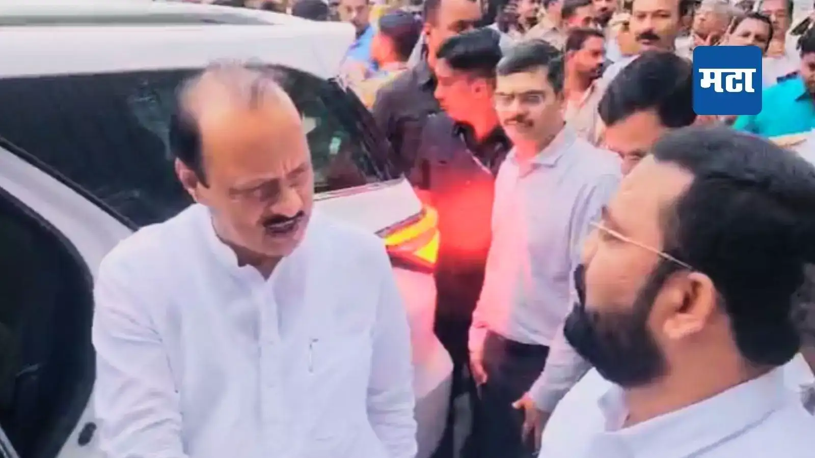 ‘आपलं वाटोळं झालं, हिंजवडीचं सगळं आयटी पार्क बंगलोर-हैदरबादला चाललं’; अजितदादा हिंजवडीच्या सरपंचांवर का संतापले? ‘आपलं वाटोळं झालं, हिंजवडीचं सगळं आयटी पार्क बंगलोर-हैदरबादला चाललं’; अजितदादा हिंजवडीच्या सरपंचांवर का संतापले?