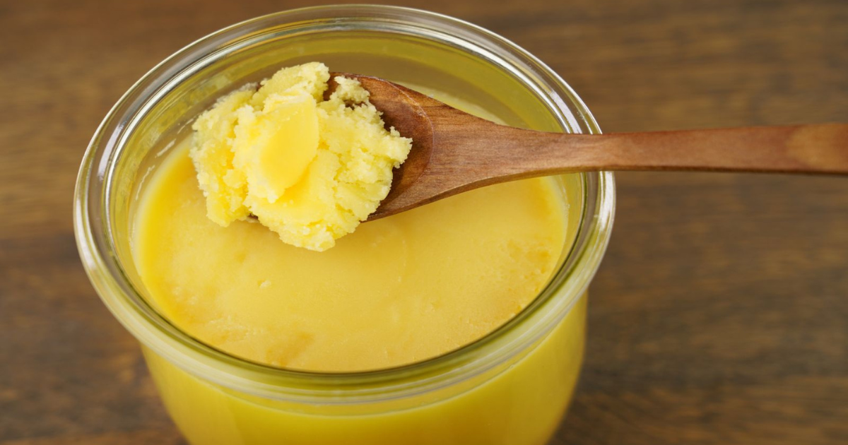 How To Check Purity Of Ghee At Home,15000 लीटर नकली घी जब्त, आप जहर तो नहीं  खा रहे? FSSAI ने बताया 5 सेकंड में ऐसे पहचाने घी असली है या नकली - 15000 ltr  fake ghee seal fssai told ghee adulteration test how to check ghee is pure  or not - Navbharat Times