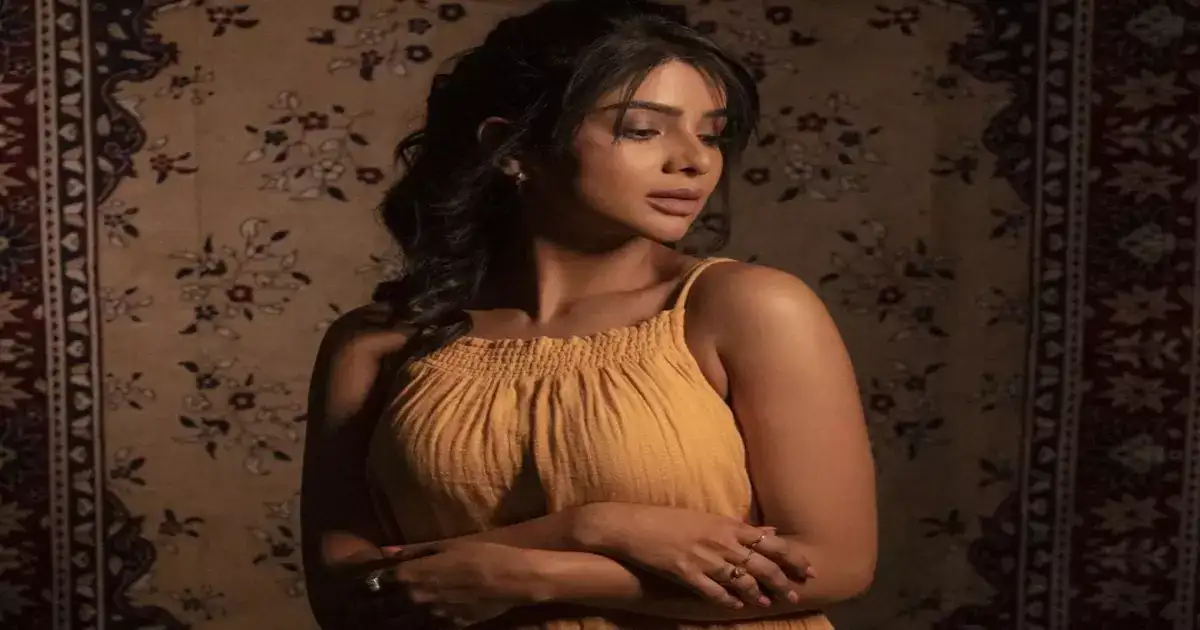 அம்மாவின் இறப்பு : பாடலாசிரியராக அறிமுகம் : புது கார் !! பவித்ரா லட்சுமி இந்த ஒரு வருடத்தில் இத்தனை அப்ஸ் அண்ட் டவுன் பார்த்திருக்கிறாரா ? 