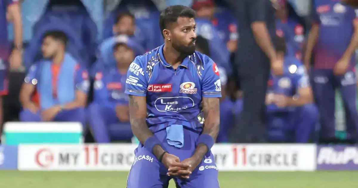 തോൽവിക്ക് പിന്നാലെ ഹാർദിക് പാണ്ഡ്യക്ക് മറ്റൊരു കനത്ത തിരിച്ചടി കൂടി, ആശിഷ് നെഹ്‌റക്കും പണി കിട്ടി; കാരണം ഇങ്ങനെ