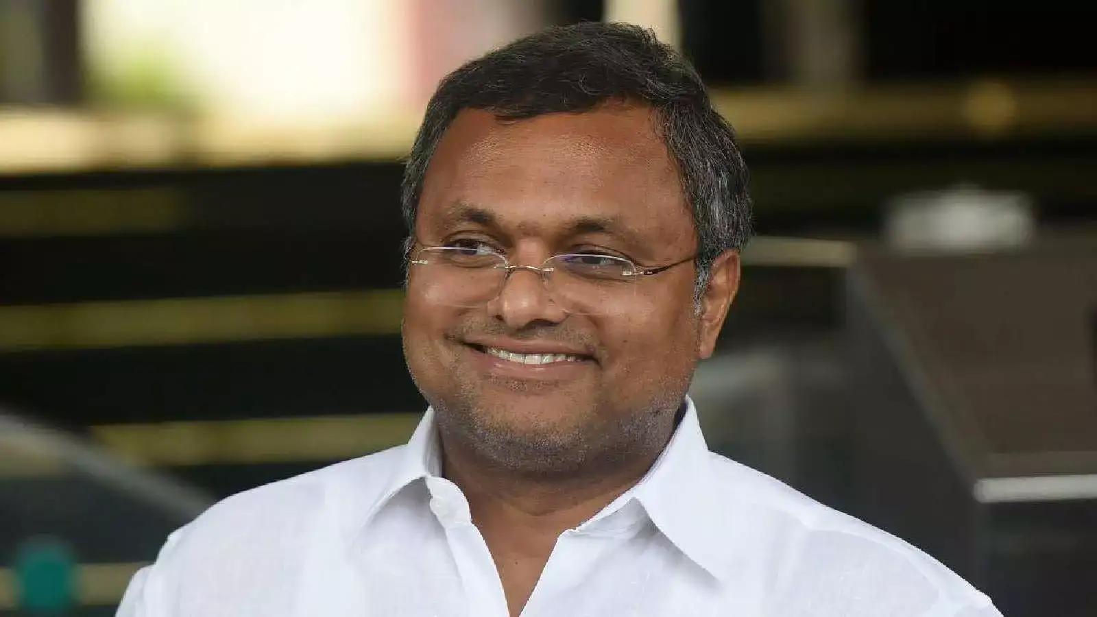 திமுகவில் கூட்டணி ஆட்சி: காங்கிரஸ் போர்கொடி... கார்த்திக் சிதம்பரம் வீசிய குண்டு! 