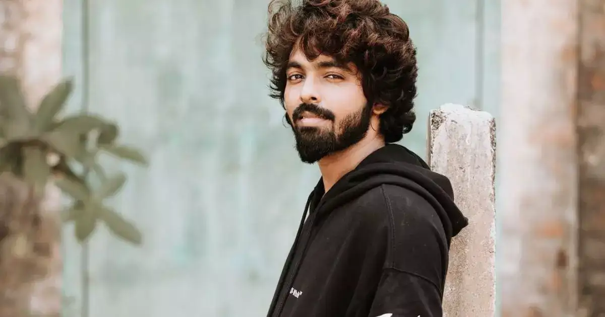 பிரேக்கப் ஏன், யார் காரணம்?: ஜி.வி. பிரகாஷின் வைரல் வீடியோ 