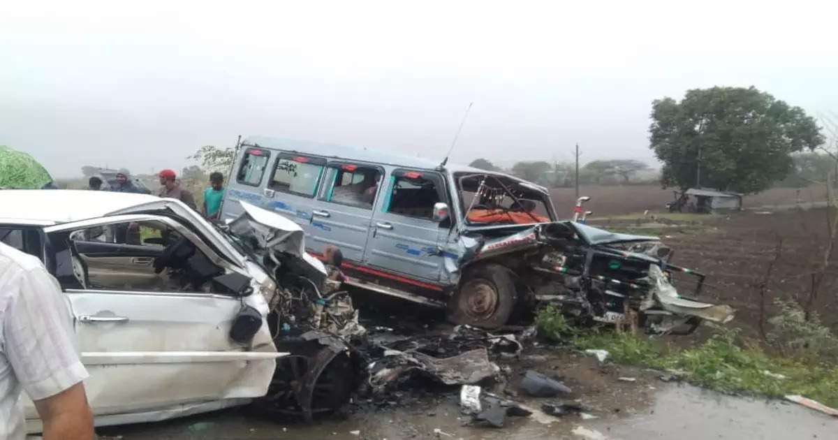 Nashik Accident: वणी सापुतारा महामार्गावर गाड्यांची समोरासमोर धडक; चौघांवर काळाचा घाला