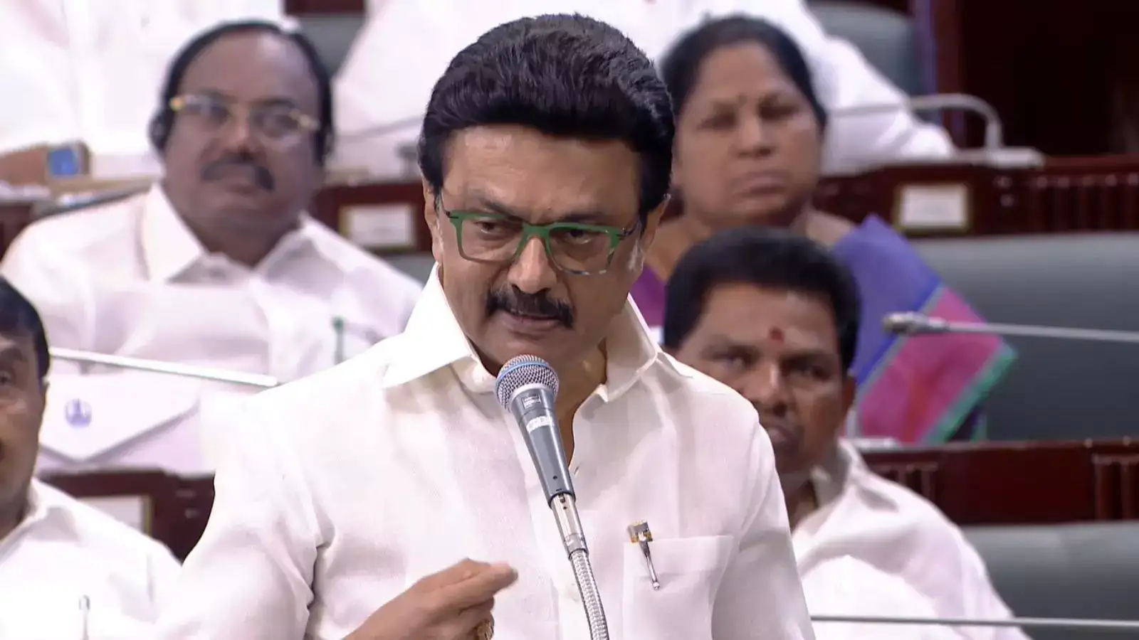 சட்டமன்றத்தில் மாநில சுயாட்சி தீர்மானம்... கூடுதல் அதிகாரம் பெற மு.க.ஸ்டாலின் அதிரடி! 