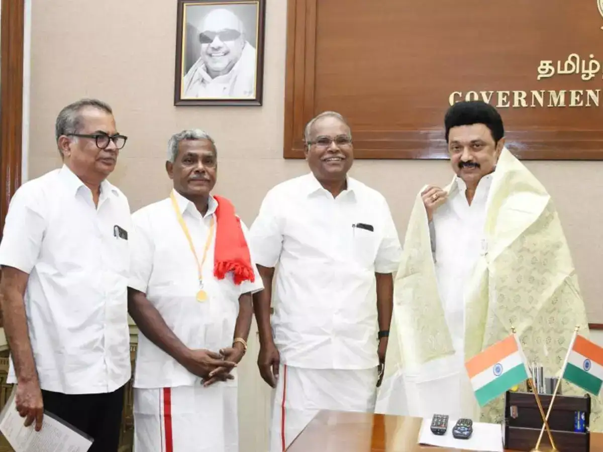 மத்திய அரசு காசே ஒதுக்கல.. தமிழக அரசு ரூ.6,000 கொடுத்தது - முதல்வரை நேரில் சந்தித்த பாலகிருஷ்ணன் 