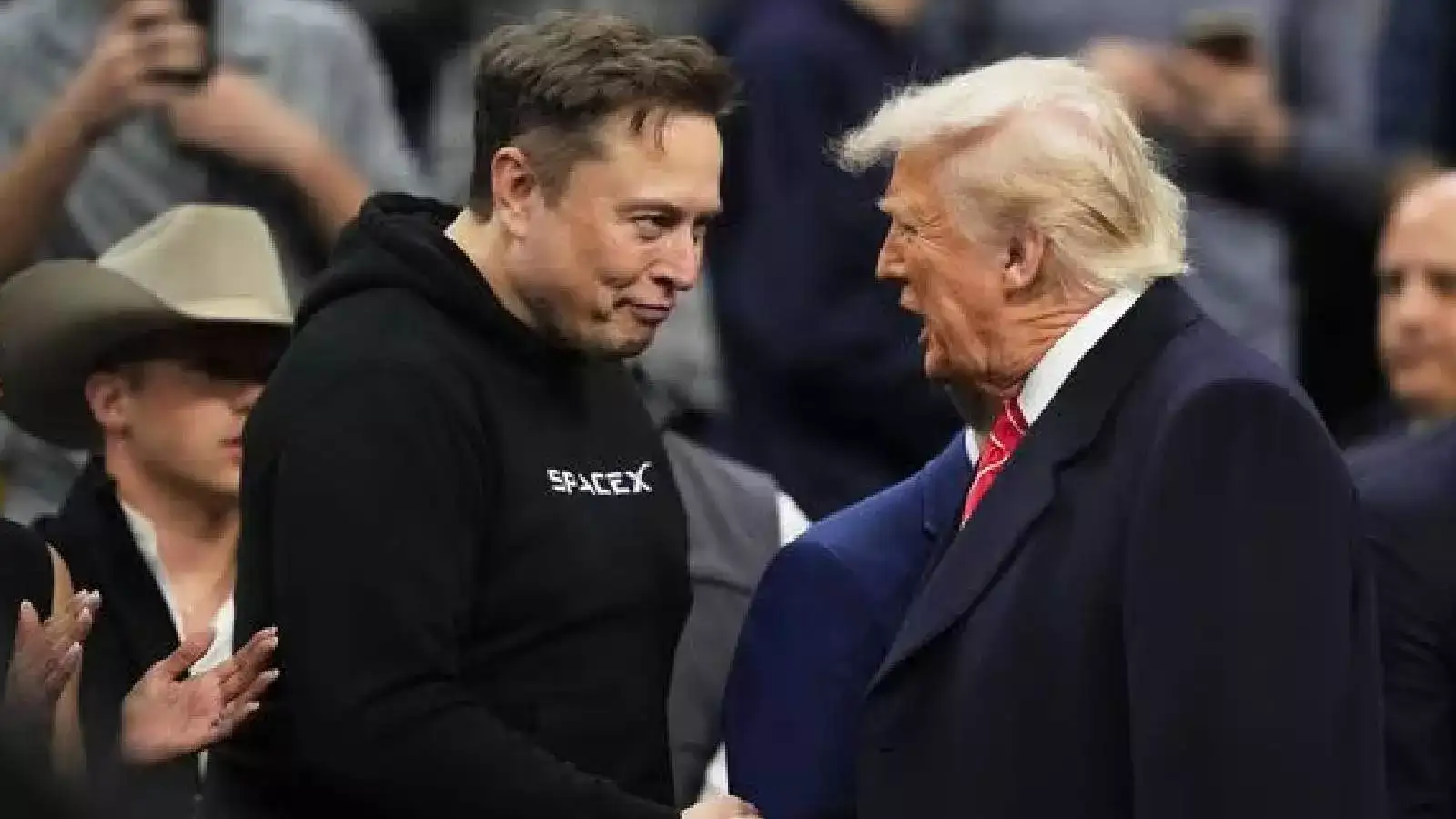 130 நாள்கள் மட்டுமே பணி..அதிபர் ட்ரம்ப் நிர்வாகத்தில் இருந்து விலகிய எலான் மஸ்க்! 