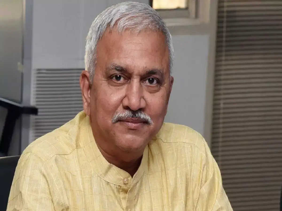 கிரிக்கெட் போட்டிக்கு அனுமதி இலவசம் : சென்னை ரசிகர்கள் அன்று இருந்த ஆர்வம் இன்று குறைந்துள்ளது-பாஜக துணைத் தலைவர் நாராயணன் திருப்பதி! 