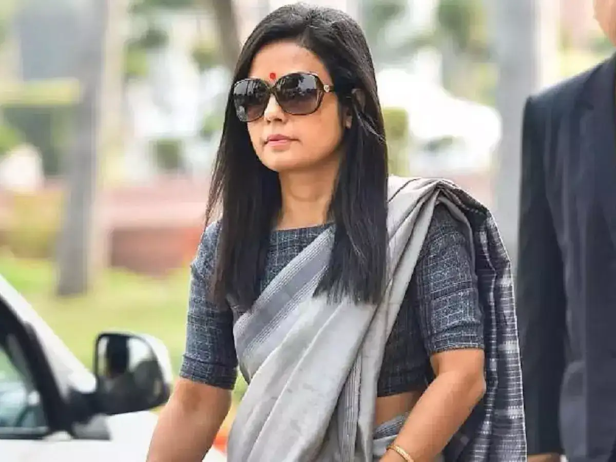 மஹுவா மொய்த்ரா வீட்டில் சிபிஐ... FIR போட்டதும் எகிறிய டென்ஷன்... இன்னும் 6 மாசம் தான் டைம் இருக்கு! 