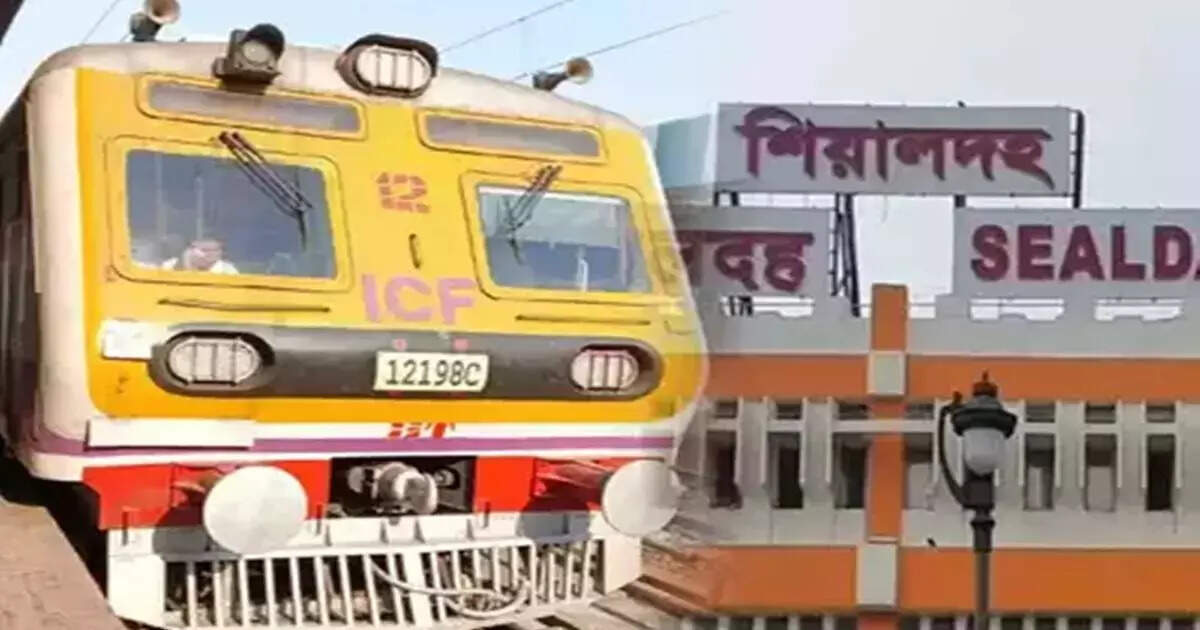 Kolkata Local Train: রেললাইনে ধস! শিয়ালদা নৈহাটি শাখায় রেল চলাচল ব্যাহত ও বাতিল ট্রেন