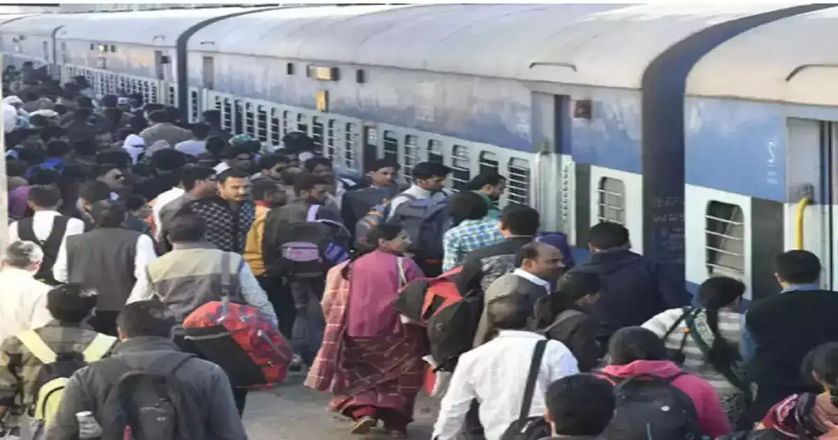 கிரிவலம் போறீங்களா?... திருவண்ணாமலைக்கு ஸ்பெஷல் டிரெயின் போகுது!! 