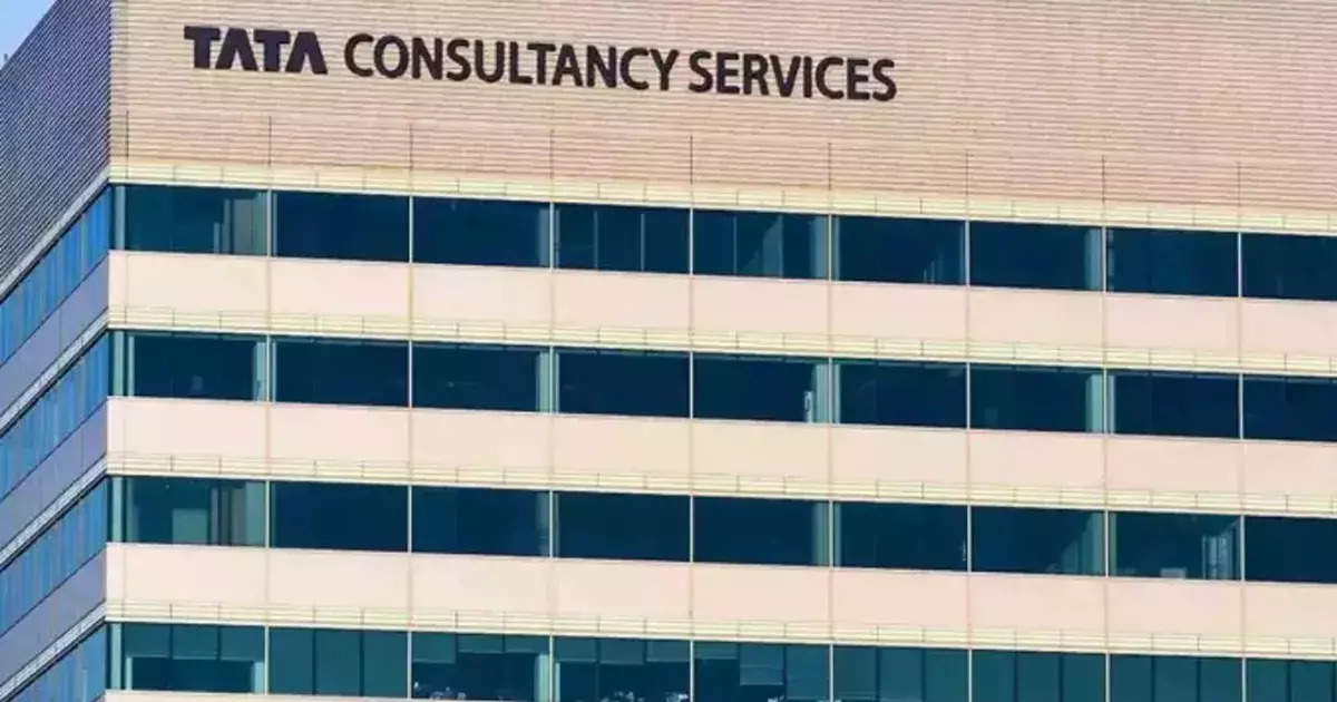 TCS Job : উৎকর্ষ বাংলা প্রকল্পের হাত ধরেই নয়া দিগন্ত, পূর্ব বর্ধমানে টিসিএসে ইন্টারভিউ দিতে চলেছেন ৯৪ পড়ুয়া – 94 people are going to interview in tcs in bardhaman under utkarsh bangla project.