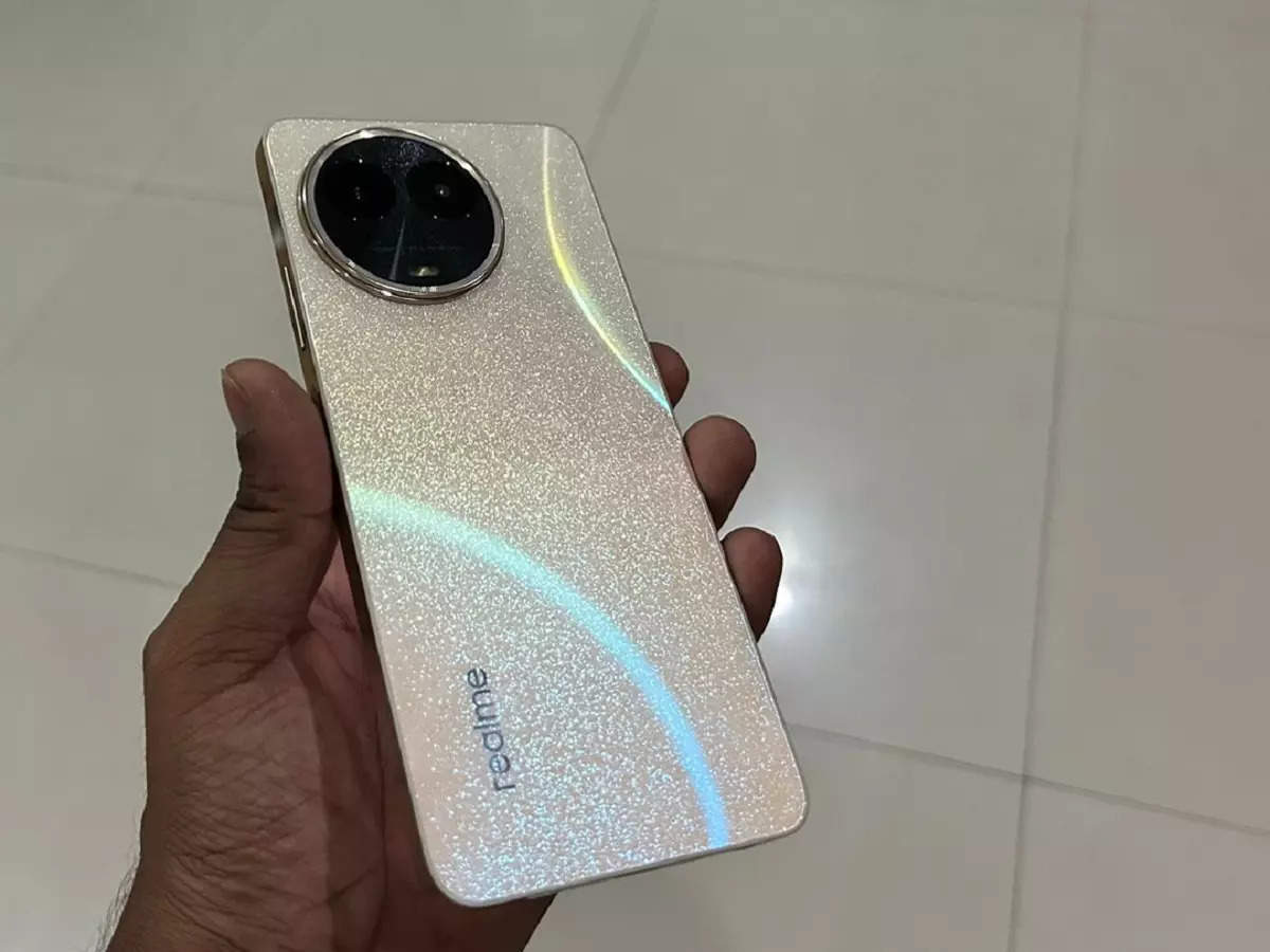 Realme 11 5G Review: 108MP 5G phone for less than 20 thousand, what should you buy?  realme 11 5g review 108mp camera under 20000