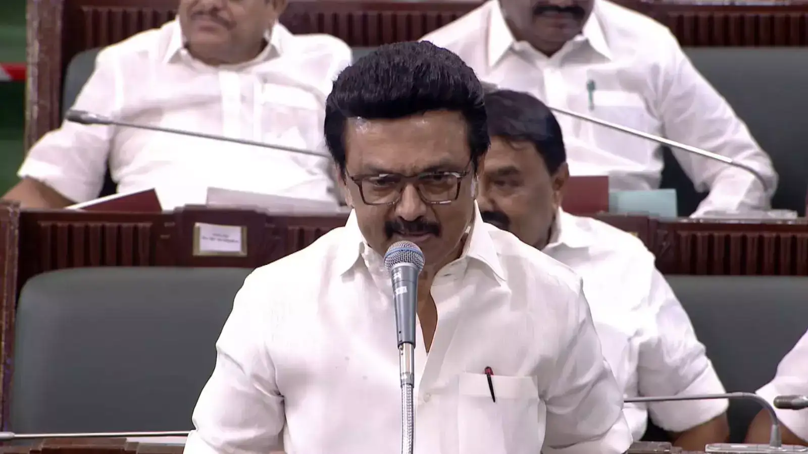 ஆளுநருக்கு எதிராக அதிரடி... உச்ச நீதிமன்றம் வரலாற்று சிறப்புமிக்க தீர்ப்பு... மு.க.ஸ்டாலின் வரவேற்பு! 