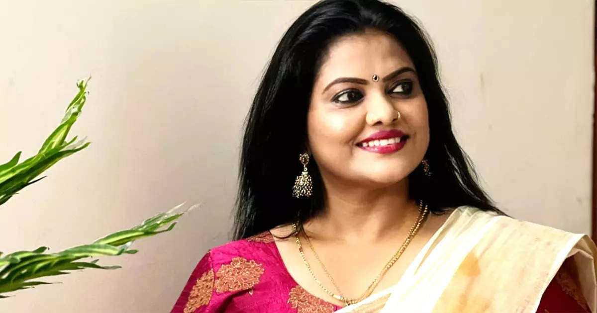 Shocking Allegations Rock the Malayalam Film Industry: Actress Minu Muneer Speaks Out