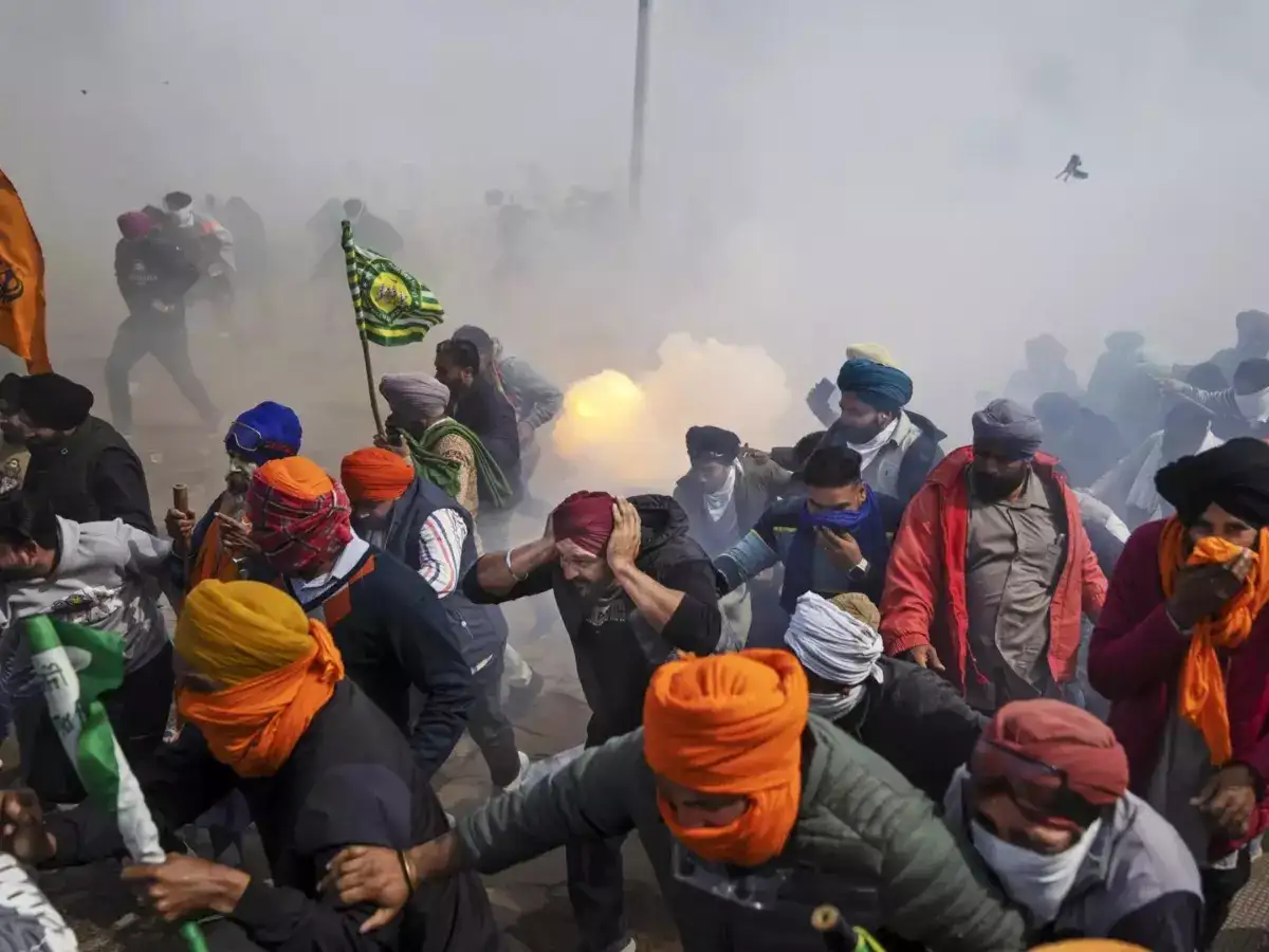 Farmer Protest Violence in Khanauri on PunjabHaryana border, one farmer died, 12 policemen