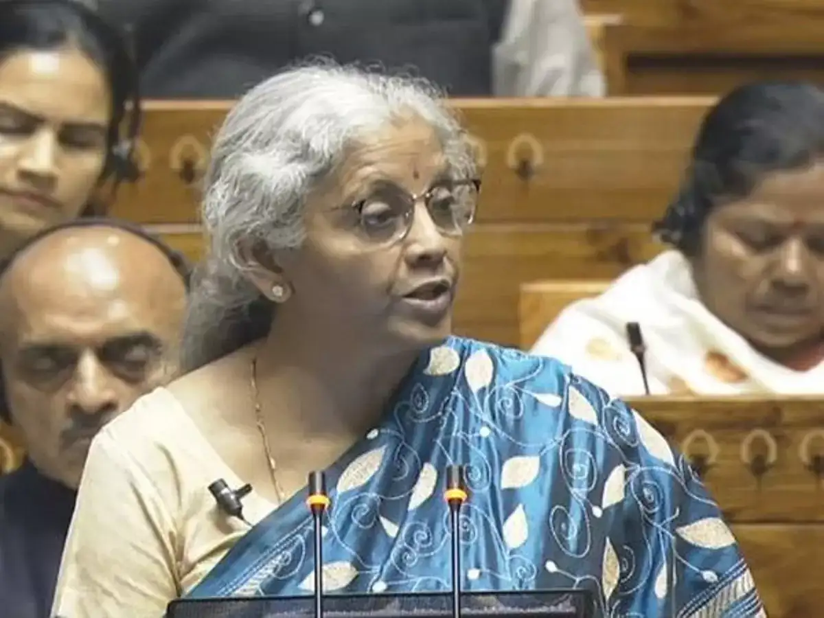 நிர்மலா சீதாராமன் சொன்ன சமூக நீதி பாயிண்ட்... மீண்டும் பாஜக ஆட்சி... பட்ஜெட்டில் பேசிய அரசியல்! 