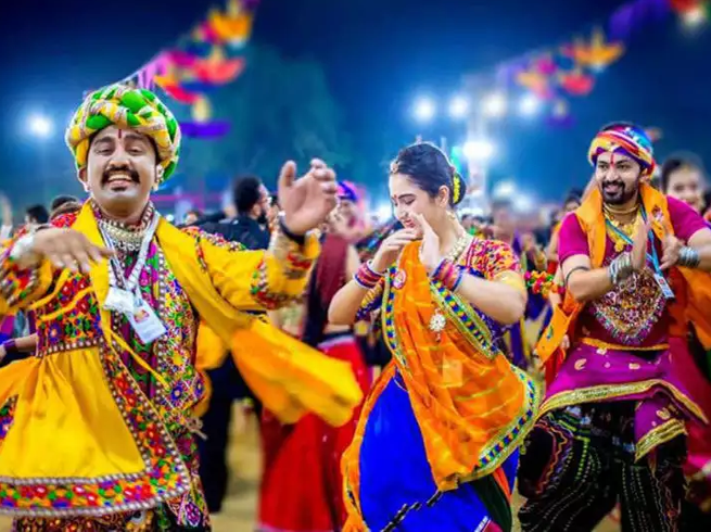Lessons from Bollywood: How to dress this Navratri - Rediff.com