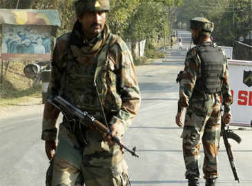 J&ampamp;K terror crackdown: Massive search op underway in Baramulla - J&K terror crackdown: Massive search op underway in Baramulla - Samayam Tamil